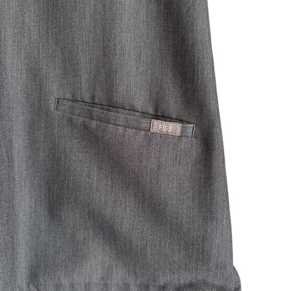 FIGS Technical Collection scrub set gray short sleeve top and pants Sz S - Picture 3 of 8